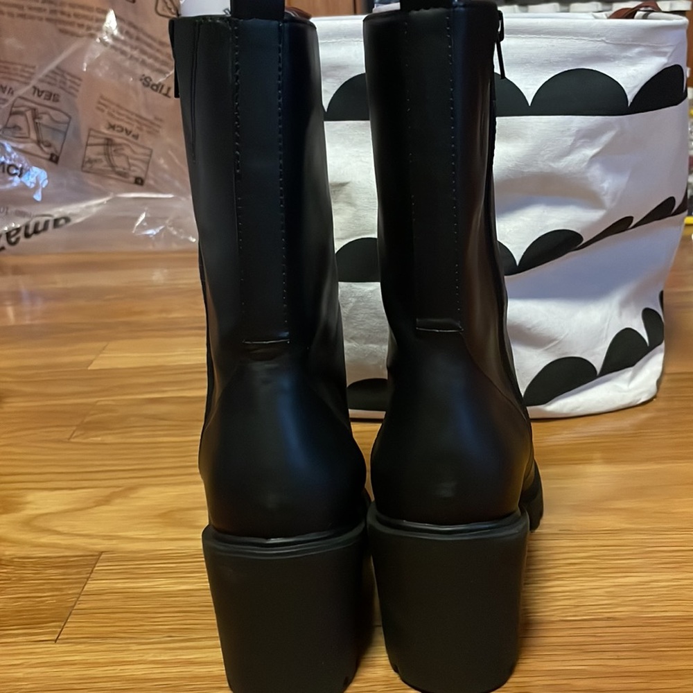 Alfani lace up combat boots - Picture 11 of 11
